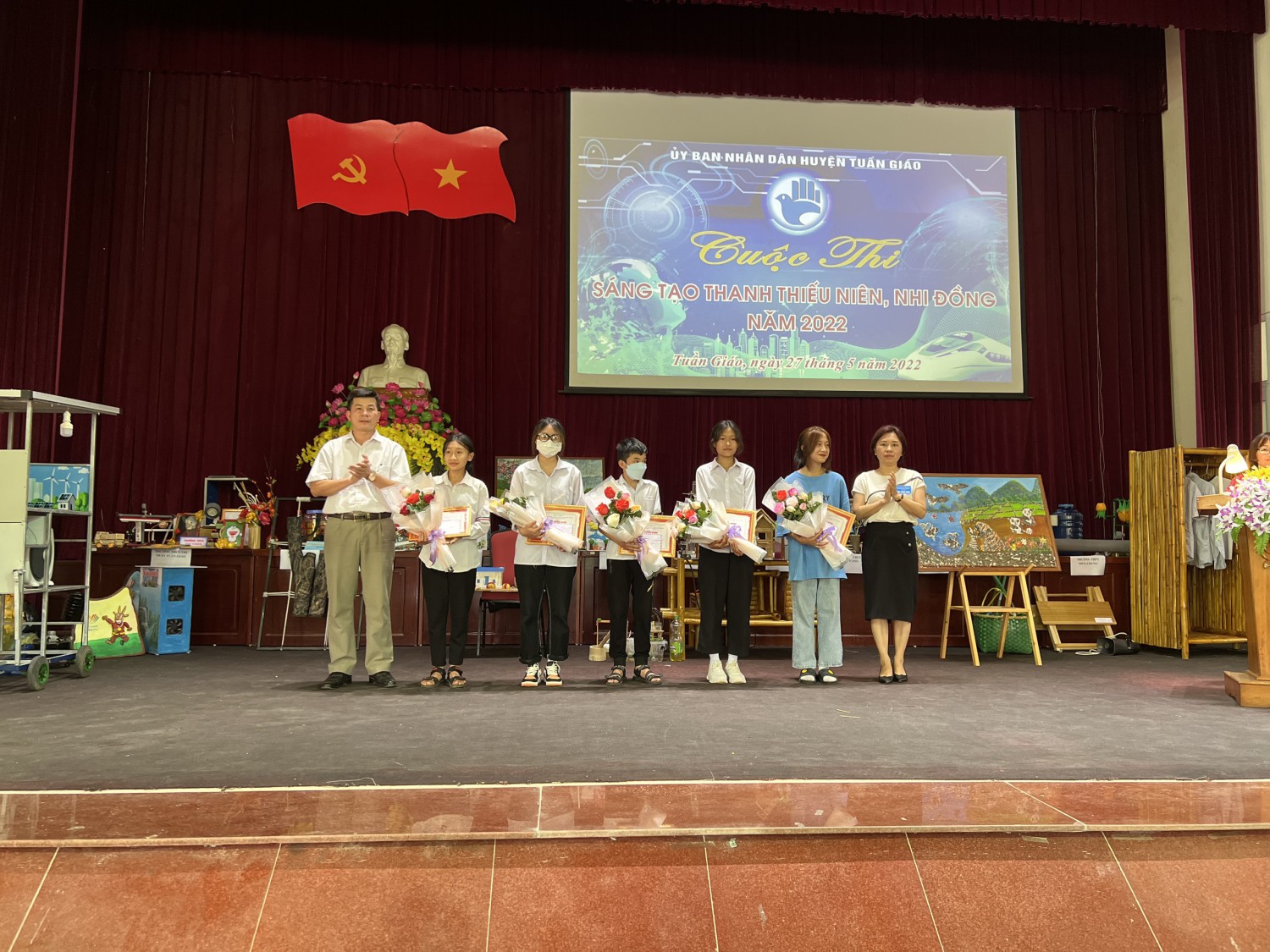30 tác phẩm xuất sắc đạt giải cuộc thi sáng tạo Thanh thiếu niên, Nhi đồng huyện Tuần Giáo năm 2022