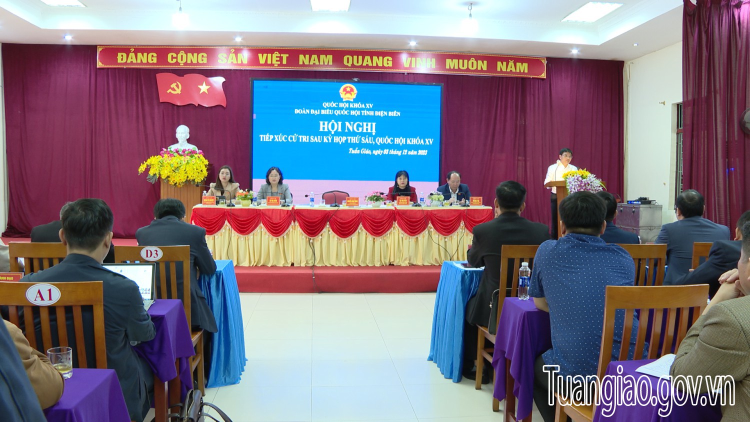 Đoàn đại biểu Quốc hội tỉnh Điện Biên tiếp xúc cử tri sau kỳ họp thứ sáu, Quốc hội khóa XV tại huyện Tuần Giáo