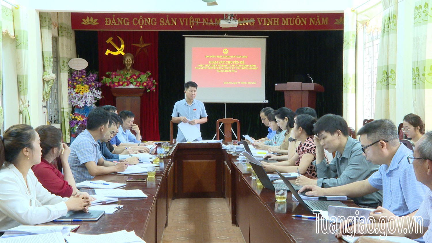 HĐND huyện giám sát Chuyên đề “Việc thực hiện kế hoạch CCHC Nhà nước trên địa bàn huyện từ tháng 7.2021-31.12.2023” tại xã Quài Nưa
