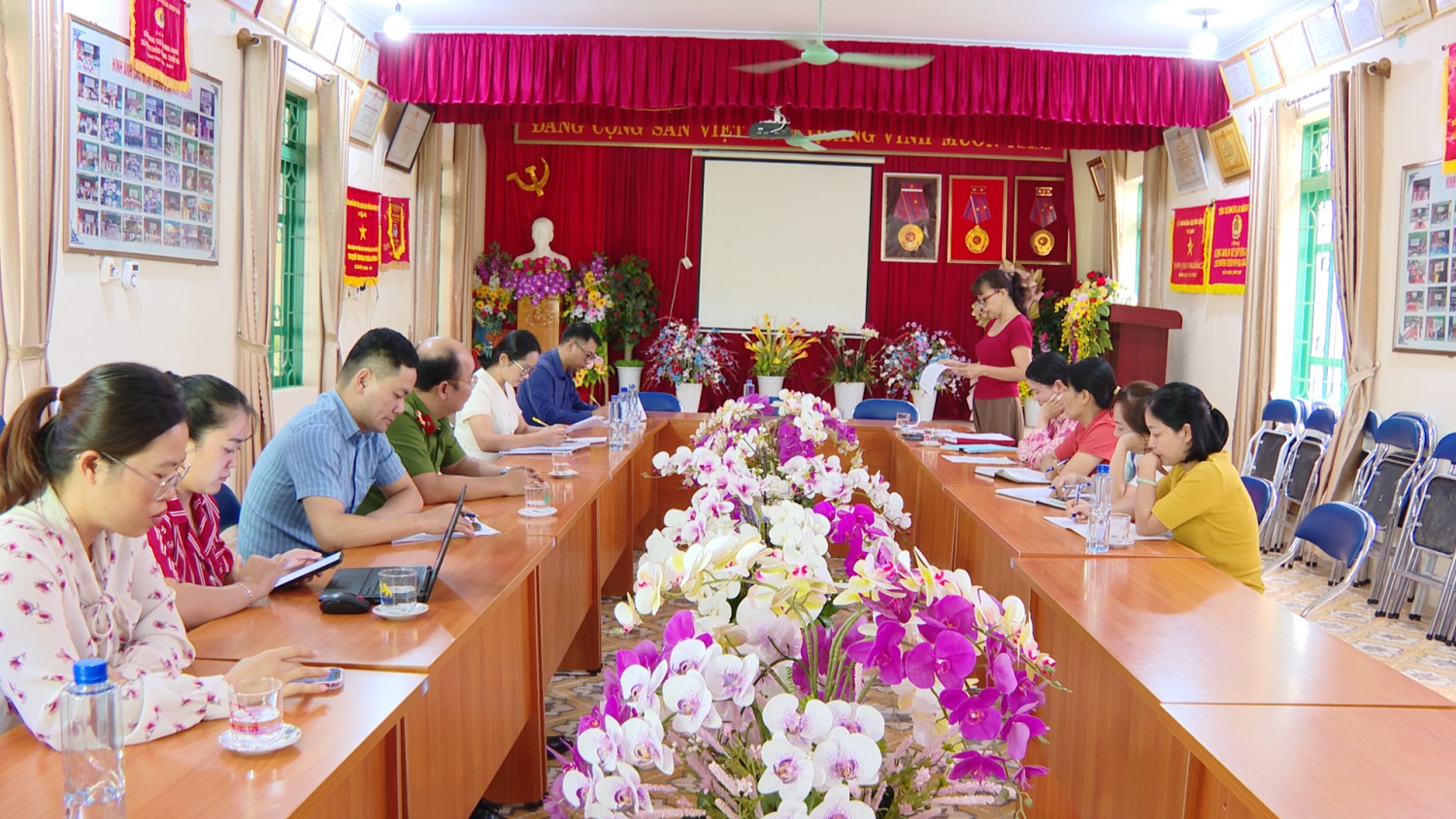 Kiểm tra công tác đảm bảo an toàn thực phẩm, phòng, chống ngộ độc thực phẩm tại các bếp ăn tập thể trên địa bàn xã Tuần Giáo năm 2025