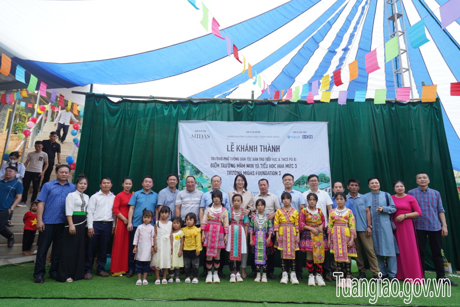Huyện Tuần Giáo tổ chức lễ nghiệm thu, khánh thành Điểm trường Mầm Non — Tiểu học và THCS Pú Xi Hua Mức 3, xã Pú Xi