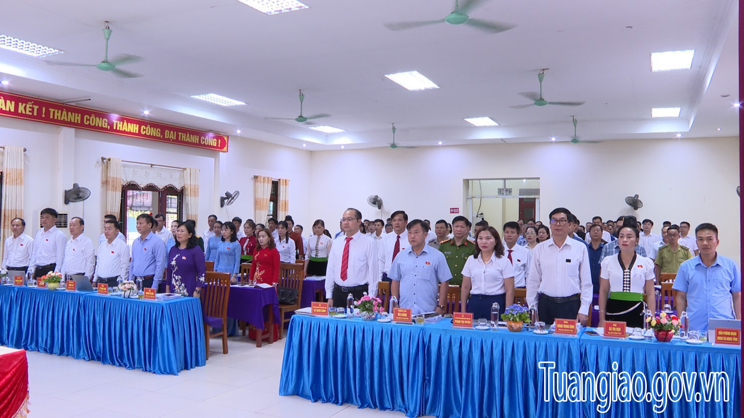 Khai mạc kỳ họp thứ 7, HĐND huyện Tuần Giáo khóa XXI