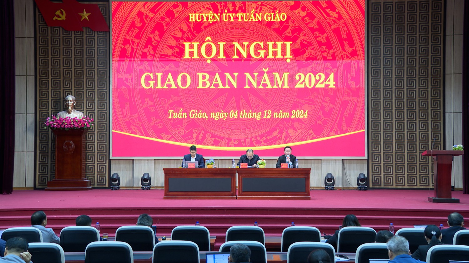 Huyện ủy Tuần Giáo: Hội nghị giao ban năm 2024