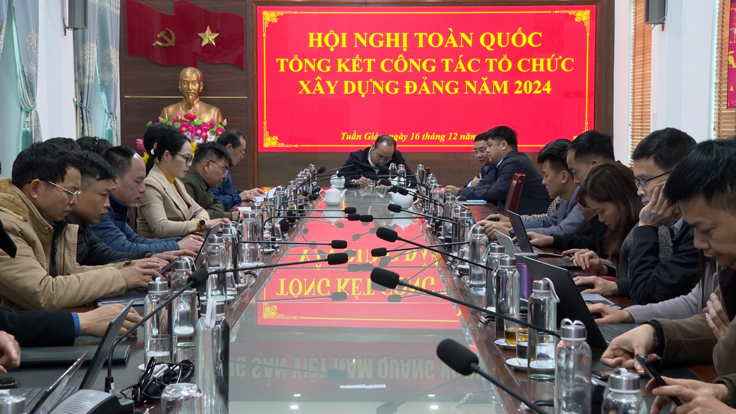 Hội nghị toàn quốc tổng kết công tác xây dựng Đảng...