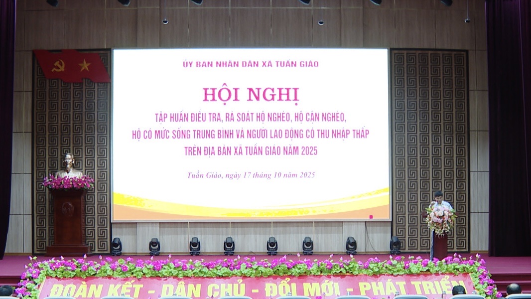Hội nghị tập huấn điều tra, rà soát hộ nghèo, hộ...