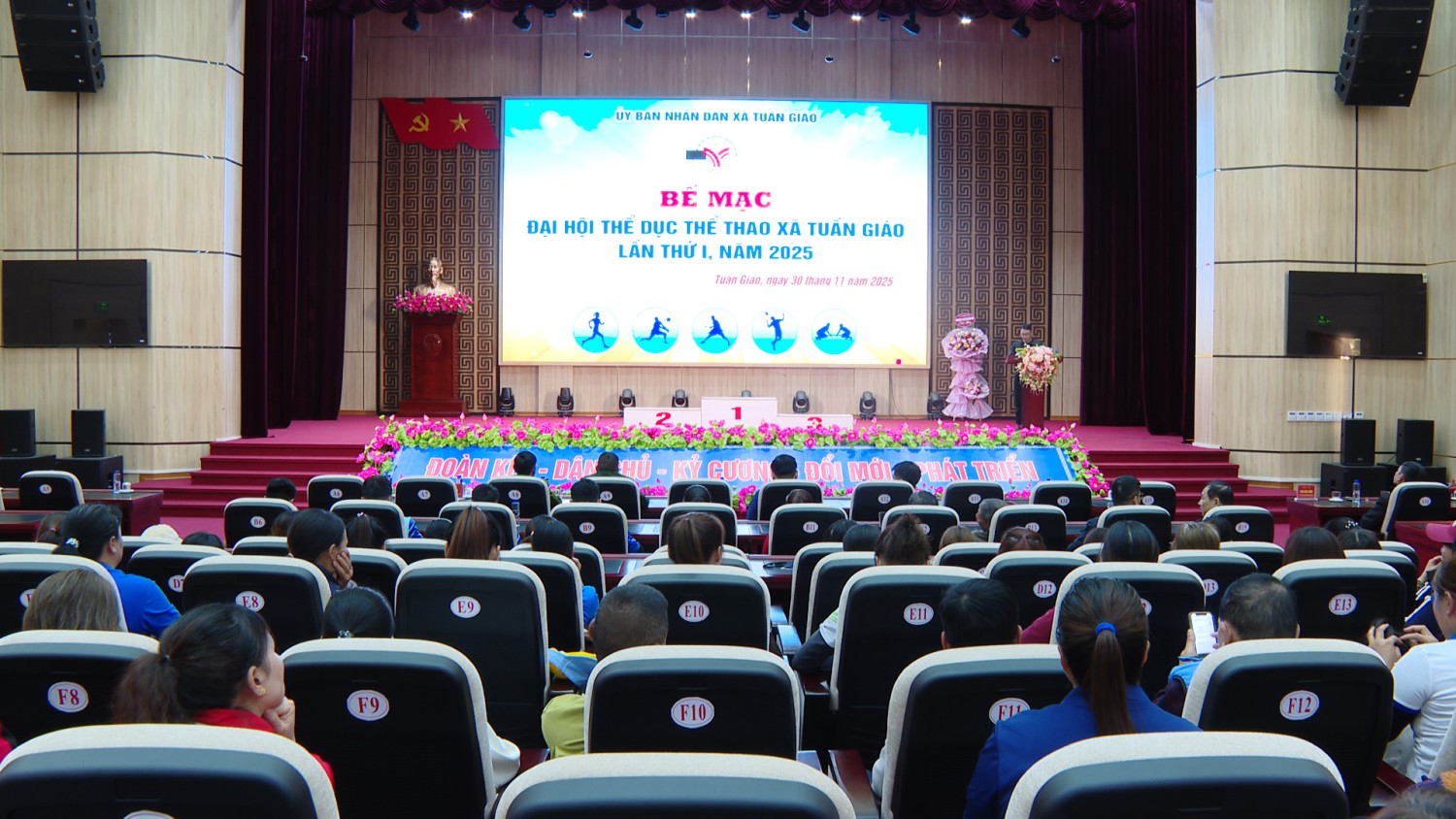 Bế mạc giải thể dục thể thao xã Tuần Giáo lần thứ...