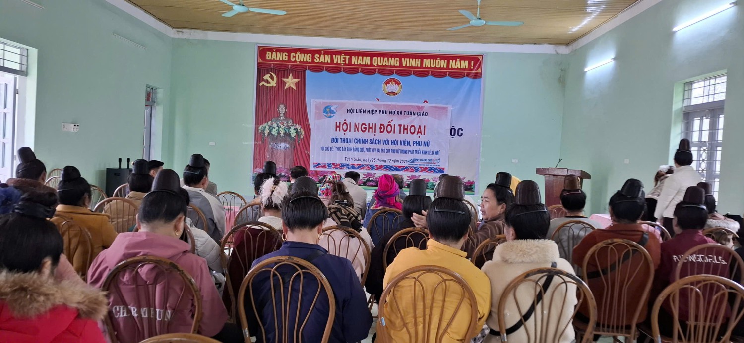 Hội LHPN xã Tuần Giáo tổ chức Hội nghị đối thoại...