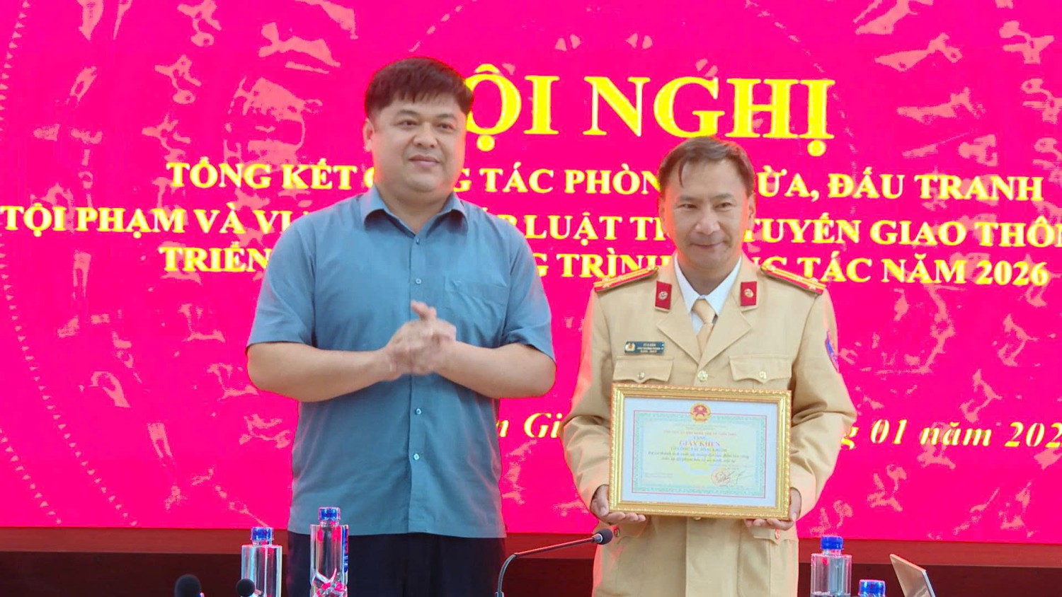 Khen thưởng tập thể và 06 cán bộ, chiến sĩ  Tổ...